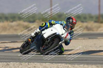 media/Oct-13-2025-Moto Forza (Mon) [[a66d839500]]/2-A Group/Session 3 (Turn 16)/